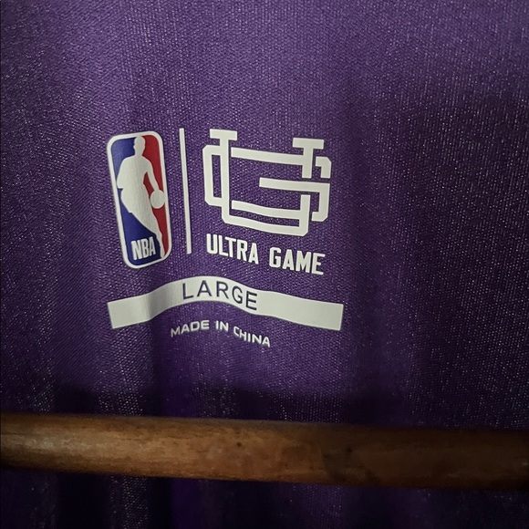 NWT NBA Lakers Dri-Fit 1/4 zip Size Large - Picture 2 of 3